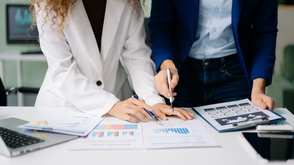 Hướng dẫn cách nộp Thuyết minh Báo cáo tài chính kèm hồ sơ quyết toán thuế TNDN