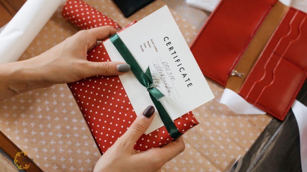 Có phải xuất hóa đơn khi tặng voucher cho khách hàng không